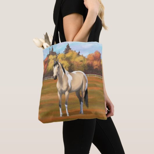 Buckskin Pinto Dun Paint Horse Staillion Tote Bag (Dichtbij)