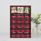 Budget 2026 Buffalo Plaid Rode Fotokalender Kaart (Staand voorkant)