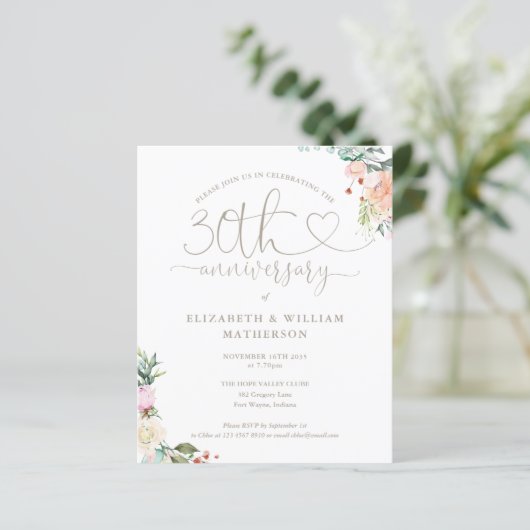 Budget 30th Anniversary Hart Bloemige Uitnodiging (Staand voorkant)