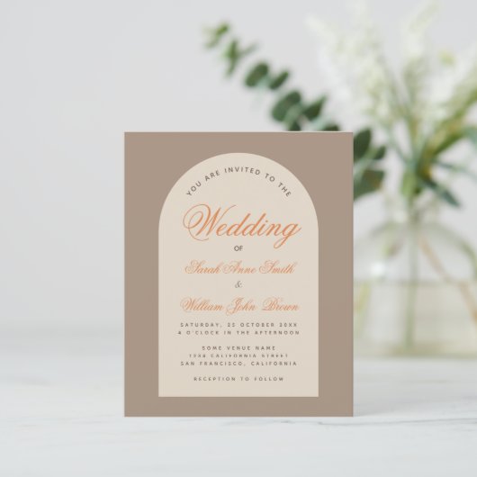 Budget Arch Earthy Neutrals Wedding Uitnodiging (Staand voorkant)