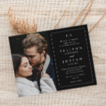Budget Black en White Photo Wedding Invitation<br><div class="desc">Een simpele uitnodiging voor een zwarte en witte bruiloft met foto. Klik uitgeven knoop om dit ontwerp met uw foto en details aan te passen.</div>