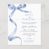 Budget Blue Bow Sweet 16 Verjaardag Uitnodiging (Voorkant)