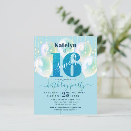 Budget Blue Glitter Sweet 16 Balloons Uitnodiging (Staand voorkant)