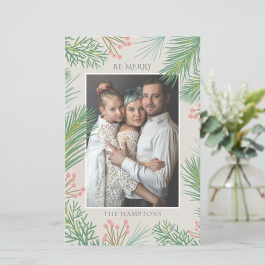 Budget Blush Forest Pine Holly Photo Holiday Card (Staand voorkant)