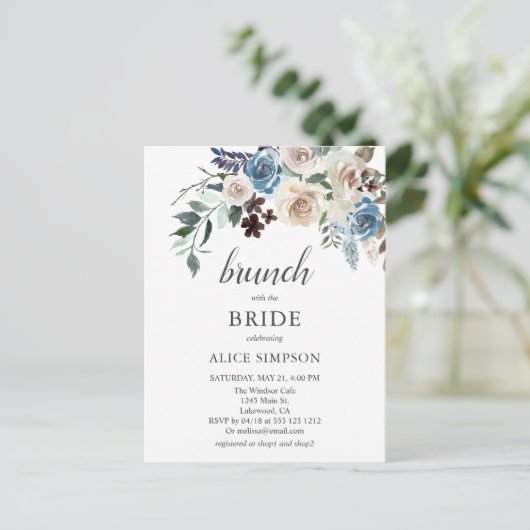 Budget Boho Blau Beige Bloem Brunch Bruiloft Uitnodiging Briefkaart (Staand voorkant)