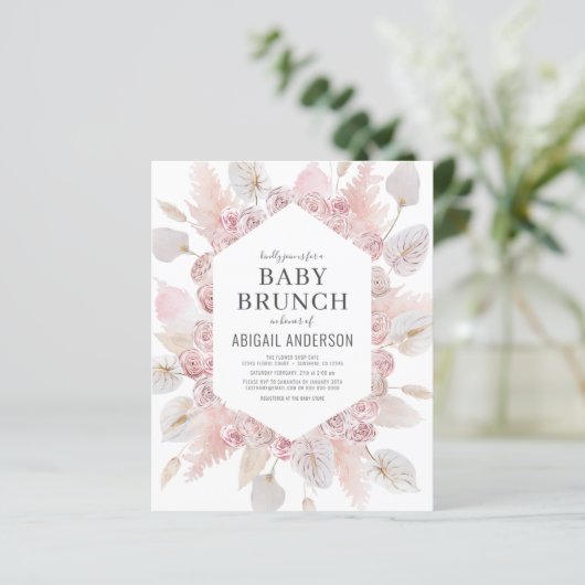 Budget Boho Blush Pink Baby Brunch Uitnodiging (Staand voorkant)