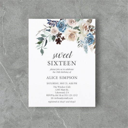Budget Boho Dusty Blue Beige Flowers Sweet 16 Uitnodiging Briefkaart