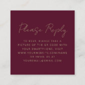 Budget Bourgogne Gold Script Wedding QR Code RSVP Informatiekaartje (Voorkant)