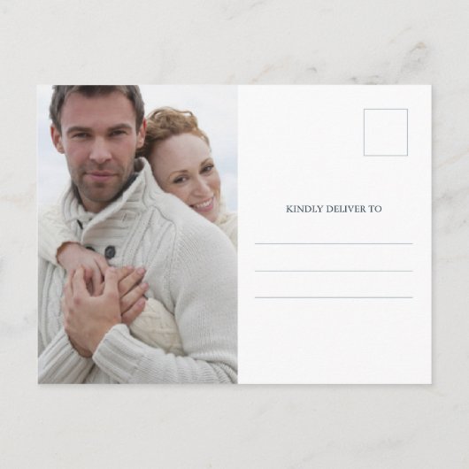 Budget Bruiloft Bewaar de datum Dusty Blue Aankondigingskaart (Achterkant)