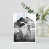 Budget Bruiloft Bewaar de Datum Uitnodiging Bow Fo (Staand voorkant)