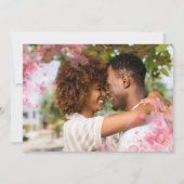 budget bruiloft roze floral romantic uitnodiging (Achterkant)