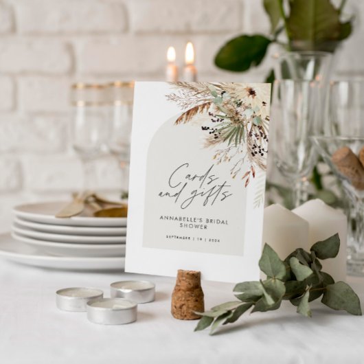 Budget bruiloftsfeest pampas kaarten en cadeaus bo poster