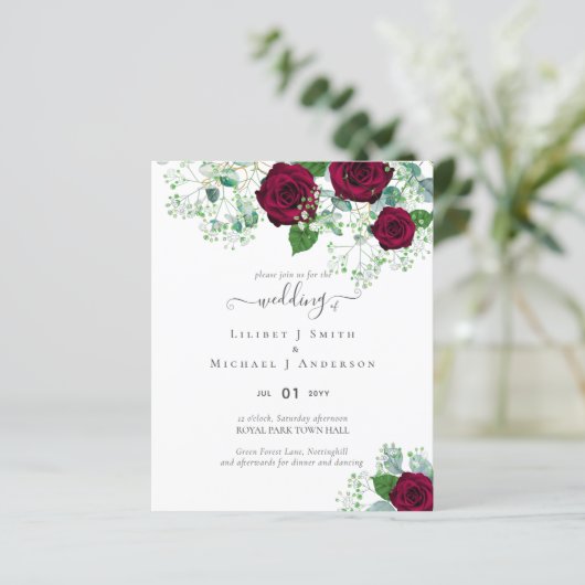 BUDGET Burgundy Rode Rozen Gypsophila TROUWEN (Staand voorkant)