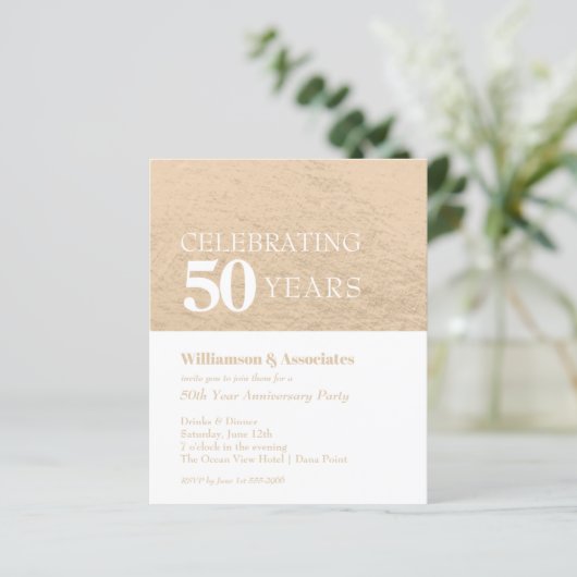 Budget Business Jubileum Gold White Invitations (Staand voorkant)