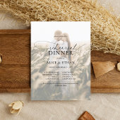 Budget Chic Script Photo Rehearsal Dinner Uitnodiging Briefkaart