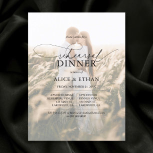 Budget Chic Script Photo Rehearsal Dinner Uitnodiging Briefkaart