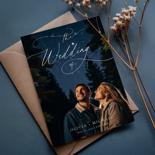 Budget Chic Script Romantische Trouwfoto Uitnodigi