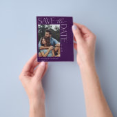 Budget Chic Stijlvolle Mod Foto Save the Date 2 Pu Flyer (Hand)