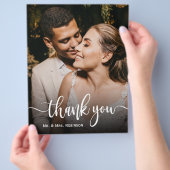 Budget Chic Whimsical Script Weddenschap Bedankt Flyer (Hand)