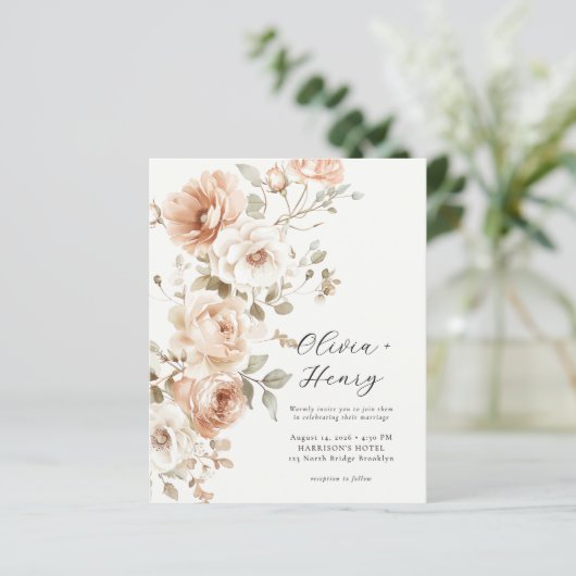 Budget Classic Elegant Floral Wedding Invitation (Staand voorkant)