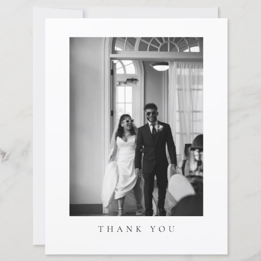 Budget Classic Formal Wedding Photo Thank You Card (Voorkant)