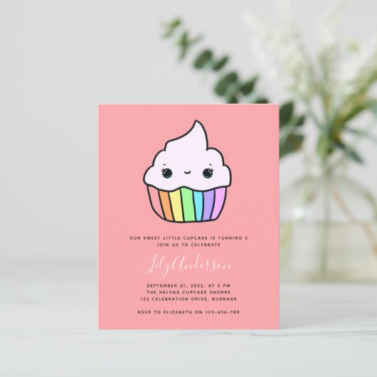 Budget Cupcake Kind Birthday Party Invitation (Staand voorkant)