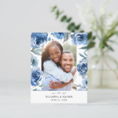 Budget Dusty Blue & Blu Floral Save the Date Photo (Staand voorkant)