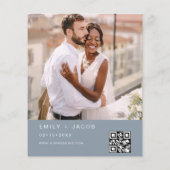 Budget Dusty Blue Foto QR code Bruiloft Uitnodigin (Achterkant)
