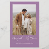 Budget Dusty Lila Moderne Foto Wedding Invitation (Achterkant)