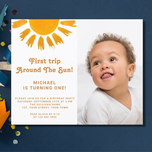 Budget Eerste reis rond de zon Verjaardag Foto