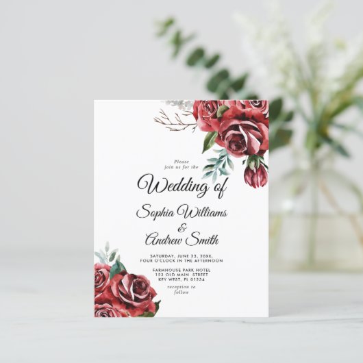 Budget Elegant Marsala Red Rose Wedding Uitnodigin (Staand voorkant)