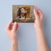 BUDGET Elegant Script Moderne Foto Dank u Flyer (Hand)