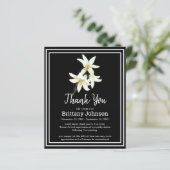 Budget Elegant White Lilly Funeral Dank u (Staand voorkant)