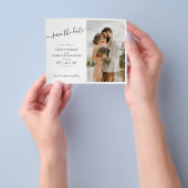 Budget elegante script foto trouwkaart save the da flyer (Hand)