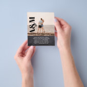 BUDGET Engagement Party - Uitnodigingfoto - BOLD T Flyer (Hand)