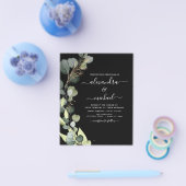 Budget Eucalyptus Greenery Wedding Invitation Flyer (Enkel)