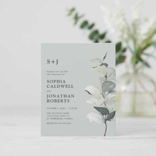 Budget Eucalyptus QR Code Monogram Bruiloft Uitnod (Staand voorkant)