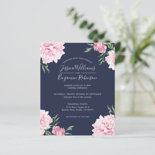 Budget Floral Pink Peony Botanical Navy Invitation (Staand voorkant)
