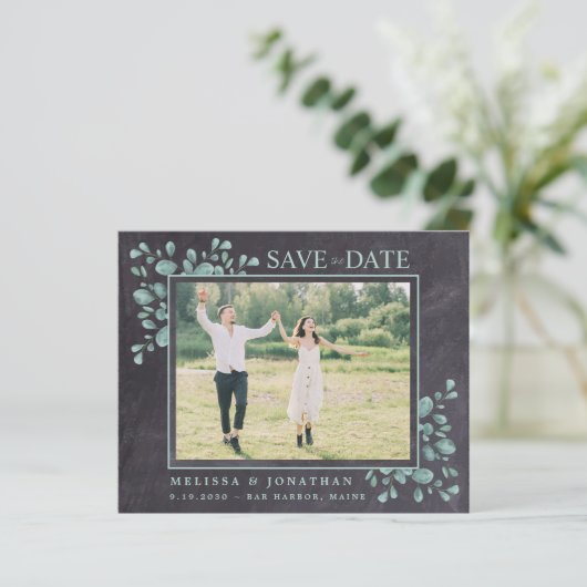Budget Foto Eucalyptus Weddenschap Save the Date (Staand voorkant)