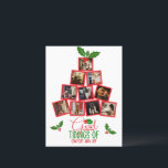 Budget foto gepersonaliseerde rode kerst briefkaart<br><div class="desc">Leuke kerstboom gemaakt met uw eigen keuze van persoonlijke foto's maken dit budget vakantie briefkaart ideaal voor uw vrienden & familie.</div>