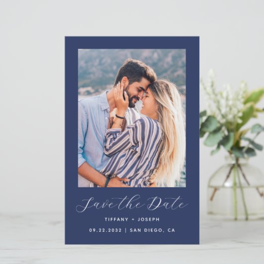 Budget Foto QR Code Navy Blue Save the Date (Staand voorkant)