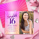 Budget foto Sweet 16 Roze Sinaasappel Gradient Inv<br><div class="desc">"Gelukkige zoete 16 verjaardag". Stuur deze coole boho retro, budget gepersonaliseerde foto party uitnodiging voor een evenement om te onthouden. Aan de linkerkant, leuke, trendy, gedurfde donkerroze en paarse typografie met moderne sans serif typografie overlay een achtergrond van pop licht sinaasappel en roze ombre gradiënt stralen met witte stippen. Een...</div>