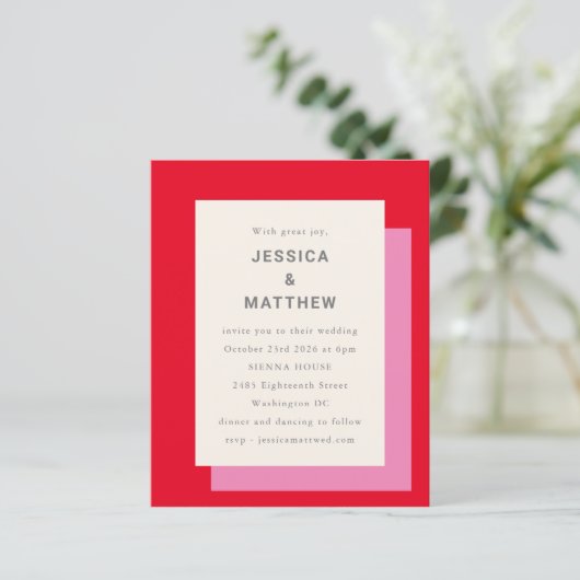 Budget Geometrische Bold Pink Red Wedding Uitnodig (Staand voorkant)