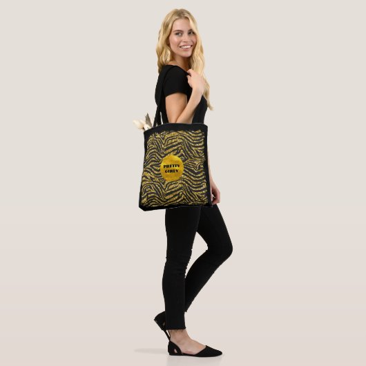 Budget  Girly Faux Gold Glitter Folie Glam Tote Bag (Op model)