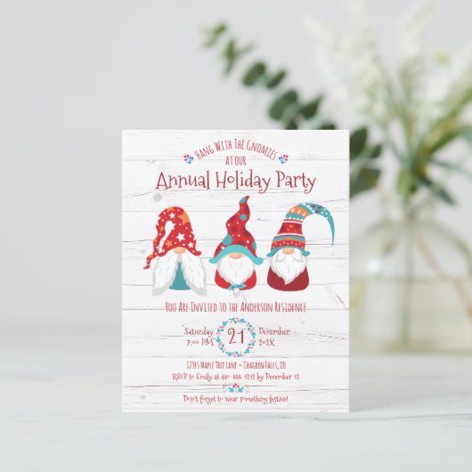 Budget Gnome Rustic Kerstfeestdag Uitnodiging (Staand voorkant)