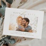 Budget Gold Modern Calligrafie-script Foto Save The Date<br><div class="desc">In deze moderne versie van deze datum kunt u de datum opslaan met een prachtig kalligrafiekstijlscript en een modern,  minimaal design in een faux goudfolie.</div>