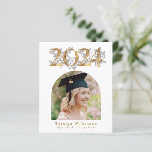 BUDGET Gouden Script Arch 5 Foto AFSTUDEERDER Aank (Staand voorkant)