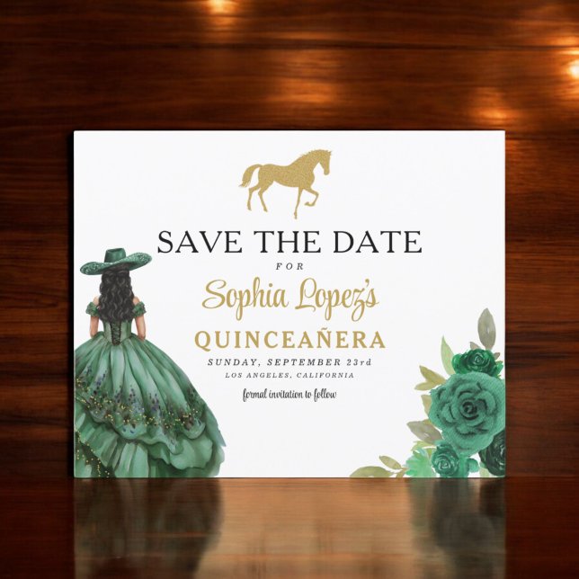 Budget Green Gold Quinceanera Save the Date (Creator heeft geüpload)