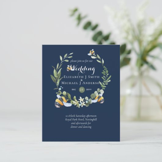 BUDGET Groene Eucalyptus Bijen Trouw Uitnodigingen (Staand voorkant)