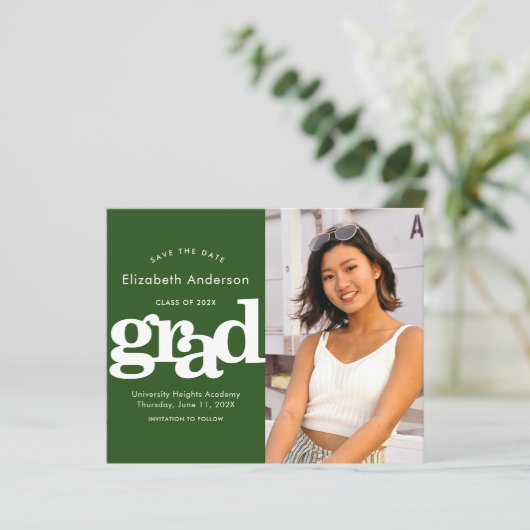 Budget Groene Foto Save Datum Afstuderen Uitnodigi (Staand voorkant)